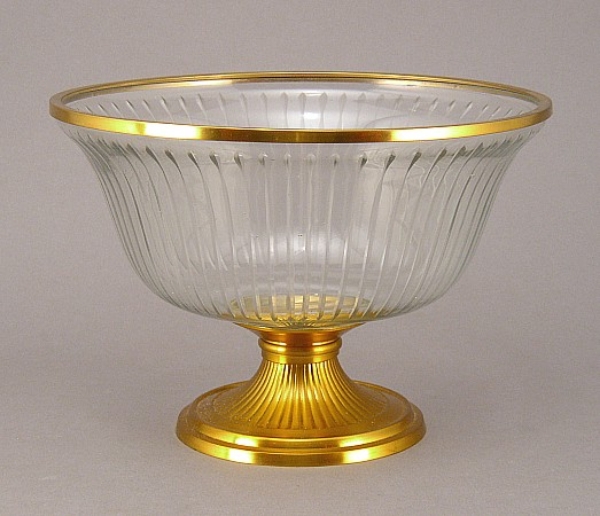 Picture of 10.5"Dx7"H  Bowl Glass Lines Cut Gold Metal Base + Decorative Ring  Item No. K37384