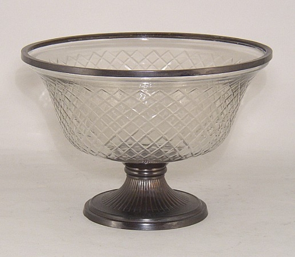 Picture of 10.5"Dx7"H  Bowl Glass Mesh Cut Bronze Metal Base + Decorative Ring  Item No. K76382