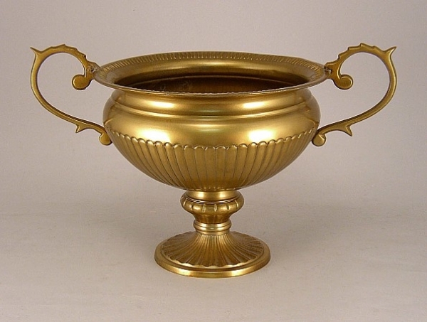 Picture of Antique Gold Bowl Handles  Round on Pedestal Base  |10"Dx9"H |  Item No. 51476X  SOLD AS IS