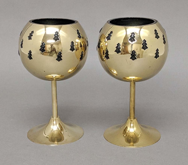 Picture of 4"D x 6"H  Votive Holder Perforated Brass Ball on Stand with Green Glass Liner Set of 2  Item No. 90517
