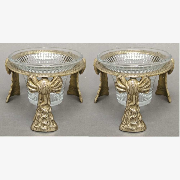Picture of Brass Bow 3 -Leg Stand with Clear Tempered  Glass Votive Holder  Set of 2  |5.00"D x 4.00"H|  Item No.20148