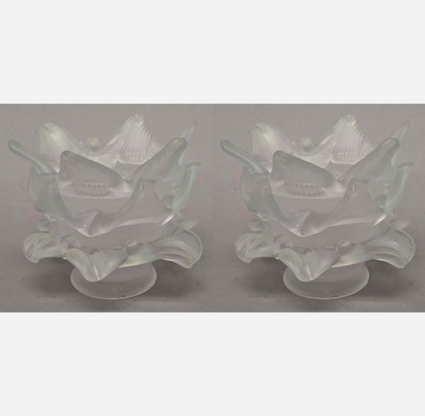 Picture of Frost & Green Color Glass Tulip Shaped Shade for Goose Neck Lamp  Set/2  | 4.25"D x 3.75"H |   Item No. 00103