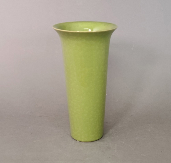 Picture of Green Ceramic Vase Glossy Finish Tapered  | 6.5"Dx12"H |  Item No. K00315