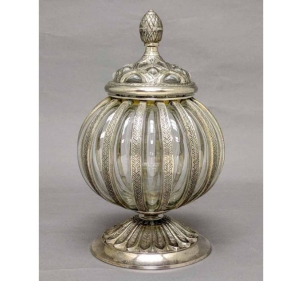 Picture of Silver plated  Round Jar | 6"Dx11"H |  Item No. K79060 "SOLD AS IS"
