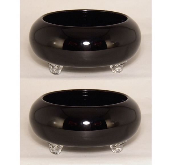 Picture of Black Bowl Glass Garden Dish 3-Glass Feet  Set/2  | 7.5"Dx3"H |  Item No. 12211