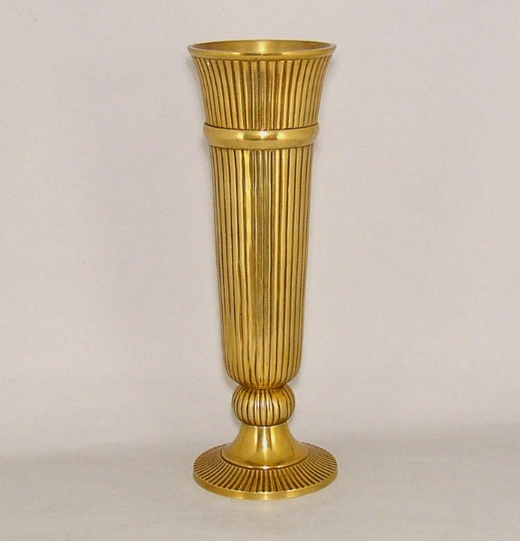 Picture of Antique Gold  Trumpet Vase Fluted Floral Centerpiece  | 6.5"Dx19"H |  Item No. 51609