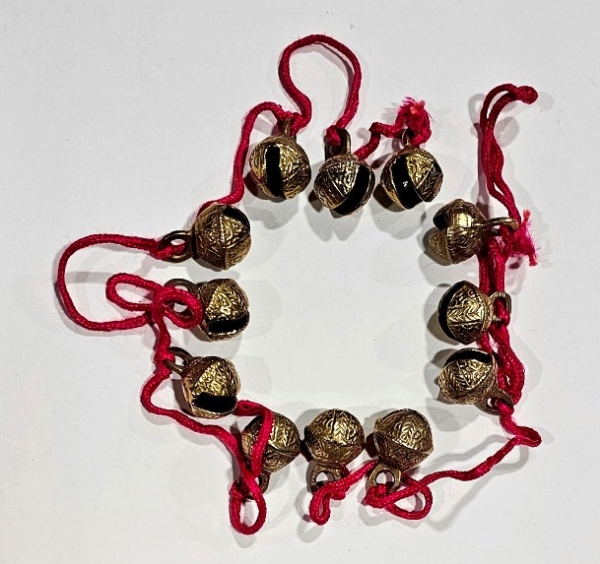 Picture of Bells Brass Tied 12 on a Pink String  Set/6 | 36" to 38" Long |  Item No. 5027-5P