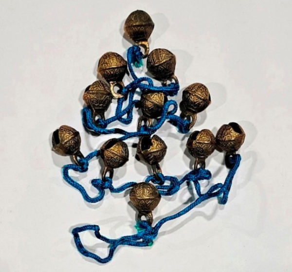 Picture of Bells Brass Tied 12 on a TURQUOISE String  Set/6 Strings | 36" to 38" Long |  Item No. 5027-8T