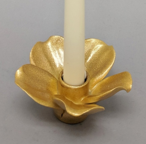 Picture of Set/6 Gold Ceramic Candle Holder Shaped like a Flower with 5-Petals  | 4"Sq x 2.5"H |  Item No. 71043