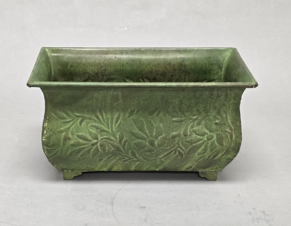 Picture of Green Patina on Brass Planter Rectangle Embossed Design 4-Legs  | 6"Wx12"Lx6.5"H |  Item No. K78116S